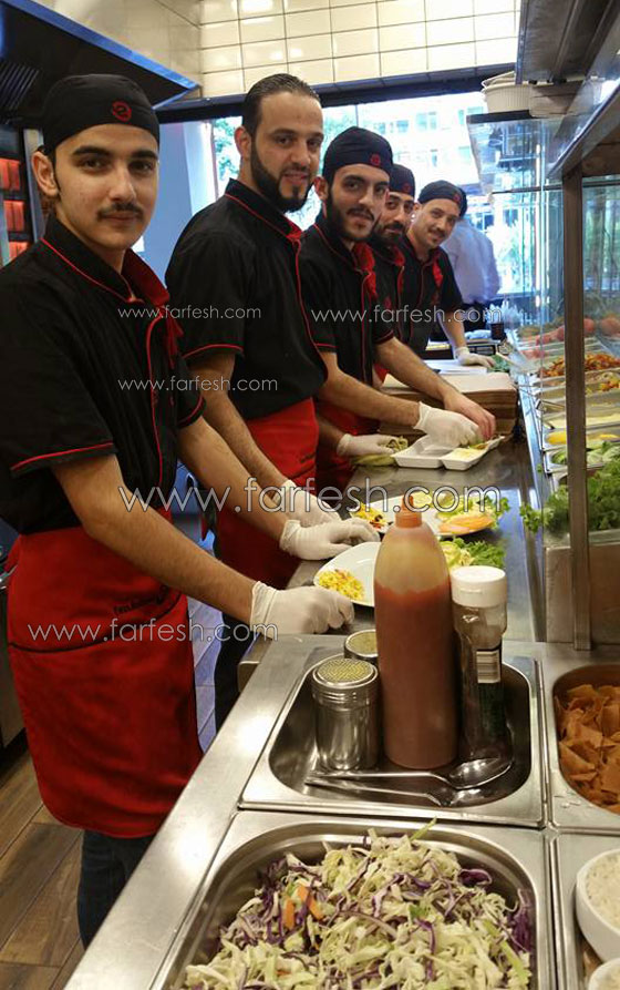 مطعم تركي يقدم وجبة مجانية لزبائنه مقابل الدعاء لاهل سوريا صورة رقم 4 مطعم تركي يقدم وجبة مجانية لزبائنه مقابل الدعاء لاهل سوريا صورة رقم 4