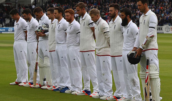 العالم يقف دقيقة صمت وحداد على ضحايا مجزرة اورلاندو صورة رقم 3 العالم يقف دقيقة صمت وحداد على ضحايا مجزرة اورلاندو صورة رقم 3