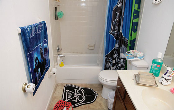 فيديو لمنزل منفذ مجزرة اورلاندو.. كيف عاش حياته وما هي اهتمامته؟ صورة رقم 6 فيديو لمنزل منفذ مجزرة اورلاندو.. كيف عاش حياته وما هي اهتمامته؟ صورة رقم 6