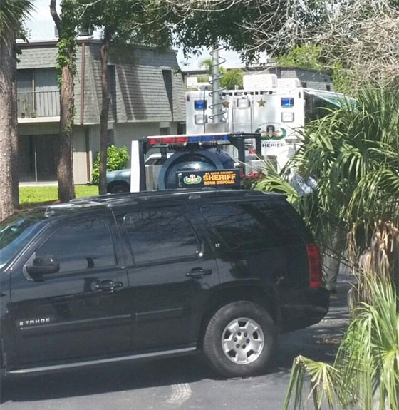 فيديو لمنزل منفذ مجزرة اورلاندو.. كيف عاش حياته وما هي اهتمامته؟ صورة رقم 19 فيديو لمنزل منفذ مجزرة اورلاندو.. كيف عاش حياته وما هي اهتمامته؟ صورة رقم 19