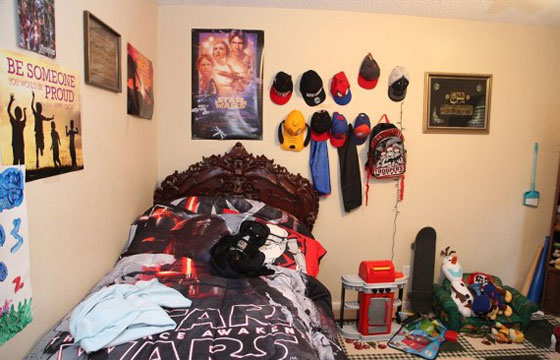 فيديو لمنزل منفذ مجزرة اورلاندو.. كيف عاش حياته وما هي اهتمامته؟ صورة رقم 3 فيديو لمنزل منفذ مجزرة اورلاندو.. كيف عاش حياته وما هي اهتمامته؟ صورة رقم 3