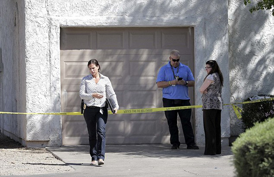 قتلت اطفالها طعنا واخفتهم في حقيبة وخزانة.. ما الدافع وراء جريمتها؟ صورة رقم 7