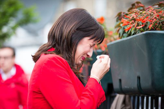 وفاة النائب جو كوكس بعد الاعتداء عليها تصدم البريطانيين صورة رقم 8