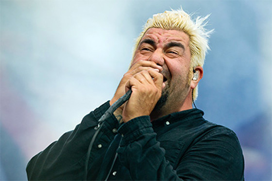 لاول مرة.. اقامة حفل موسيقي داخل بركان على عمق 160 مترا!! صورة رقم 2