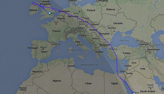 ولادة طفلة في طائرة سعودية تضطرها للهبوط  فجأة في لندن صورة رقم 3