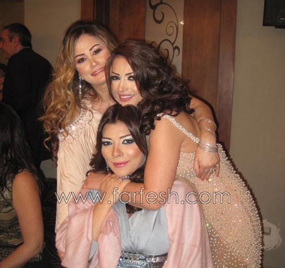 اصالة تمنح نفسها مهلة للتفكير في مبادرة للصلح مع شقيقتها ريم صورة رقم 3