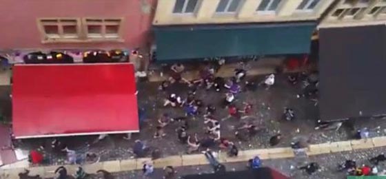 مشهد متكرر.. موجهات عنيفة بين جمهوري فرنسا وانجلترا في ليون صورة رقم 3