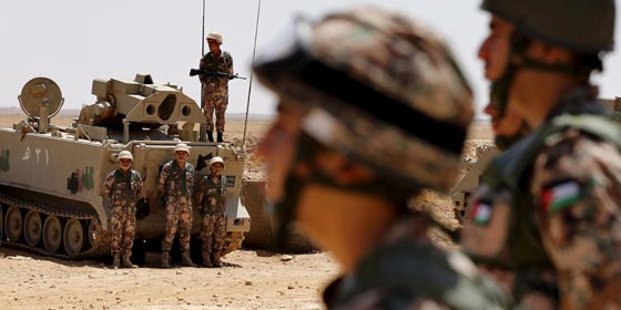 6 قتلى في صفوف القوات الاردنية بانفجار في مخيم للاجئين صورة رقم 4