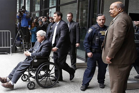 عمل فاضح يزج برئيس مجلس النواب الامريكي في السجن صورة رقم 4 عمل فاضح يزج برئيس مجلس النواب الامريكي في السجن صورة رقم 4