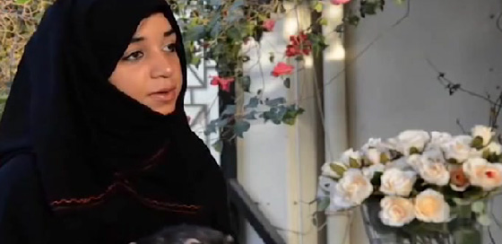 عائشة الاماراتية تعيش مع 270 حيوانا في بيتها.. فيديو صورة رقم 3