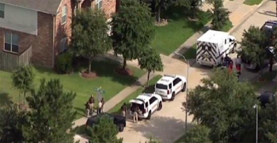 ام تعدم ابنتيها رميا بالرصاص جراء خلاف عائلي والشرطة تقتلها صورة رقم 5