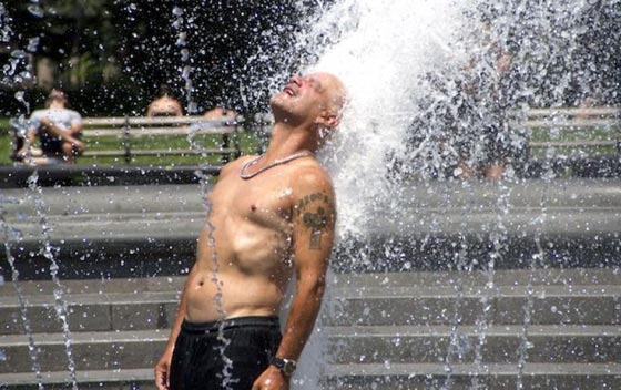  باحثون امريكيون: 3 آلاف سيموتون سنويا في نيويورك بسبب الحر! صورة رقم 4