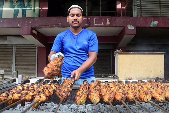 الهند تتفوق على باكستان وتصبح الدولة الارخص للمعيشة في العالم صورة رقم 5 الهند تتفوق على باكستان وتصبح الدولة الارخص للمعيشة في العالم صورة رقم 5