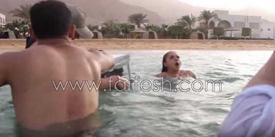 هكذا غرقت نيللي كريم في (سقوط حر).. شاهد الصور صورة رقم 2