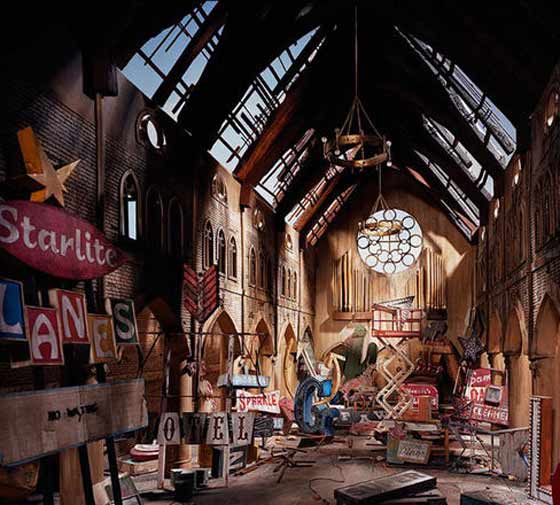 اكتشاف عالم بلا بشر داخل شقة في نيويورك صورة رقم 4