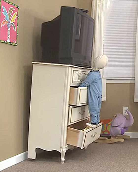 مصرع ستة اطفال يضطر ايكيا لسحب الملايين من خزائنها القاتلة صورة رقم 1 مصرع ستة اطفال يضطر ايكيا لسحب الملايين من خزائنها القاتلة صورة رقم 1