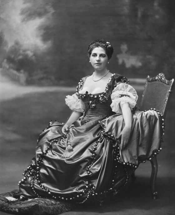 لماذا ضحكت الجاسوسة ماتا هاري بعد صدور الحكم باعدامها؟ صورة رقم 8