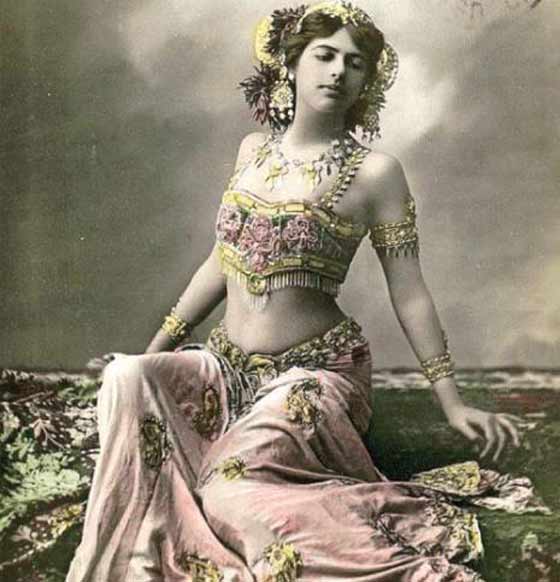 لماذا ضحكت الجاسوسة ماتا هاري بعد صدور الحكم باعدامها؟ صورة رقم 5