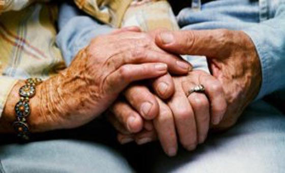  الموت يغيب معمرة بعد ساعات من حصولها على شهادة ميلاد صورة رقم 1