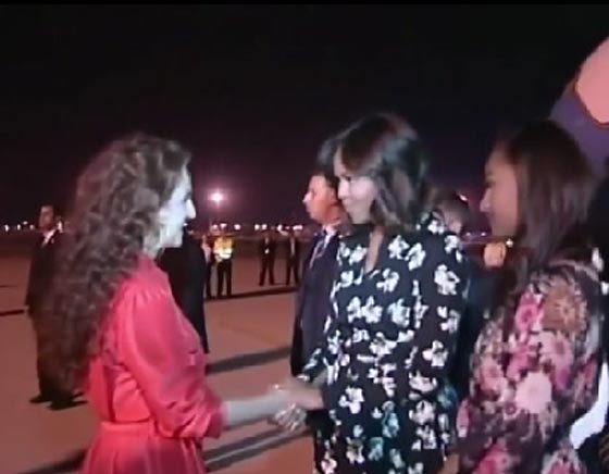 فيديو طريف.. شاهد كيف تنظر ابنة اوباما الى الاميرة المغربية للا سلمى صورة رقم 1
