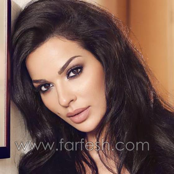 صور نادين نسيب نجيم منذ  12 عاما صادمة قبل وبعد عمليات التجميل! صورة رقم 10