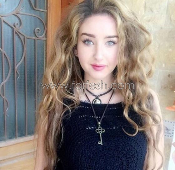 الطفلة الجميلة ابنة الـ15 ضمها ونيس الى احفاده واحتضنها الزعيم  صورة رقم 9