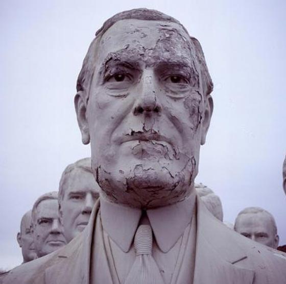 صور تماثيل للرؤساء الامريكيين تغرق في غبار السنين صورة رقم 1