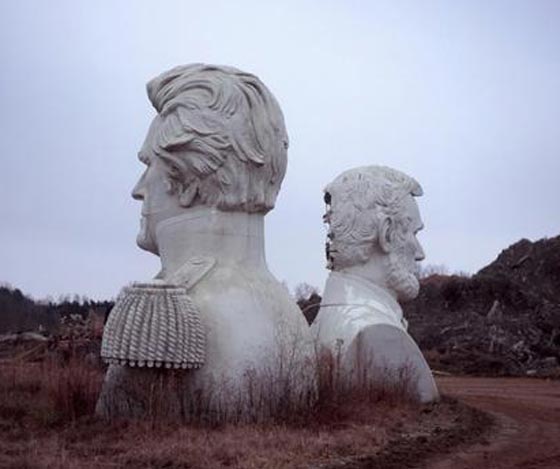 صور تماثيل للرؤساء الامريكيين تغرق في غبار السنين صورة رقم 8