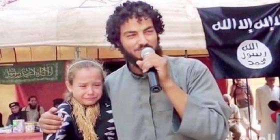 الدواعش يبيعون الجميلات العذراوات المختطفات بابخس الدولارات صورة رقم 2