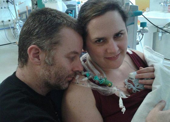 ام تفاجأ بصورة طفلها المتوفى على فيسبوك في عملية احتيال لجني النقود صورة رقم 4