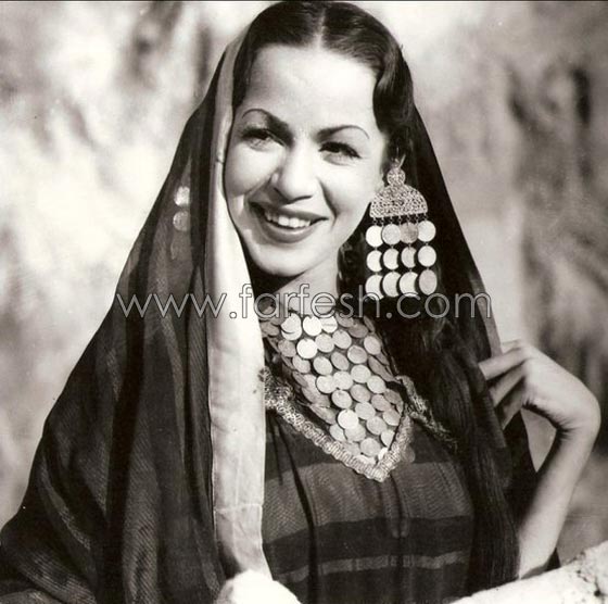 صورة نادرة لابنة نجمة الاغراء الراحلة مارلين مونرو الشرق، هند رستم   صورة رقم 4