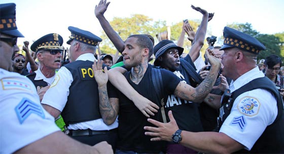 15 اصابة تصعد احداث دالاس وتهز الاساس صورة رقم 5