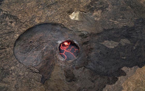 مصور برتغالي يلتقط مجموعة صور لبوّابة الجحيم في اثيوبيا! صورة رقم 9 مصور برتغالي يلتقط مجموعة صور لبوّابة الجحيم في اثيوبيا! صورة رقم 9