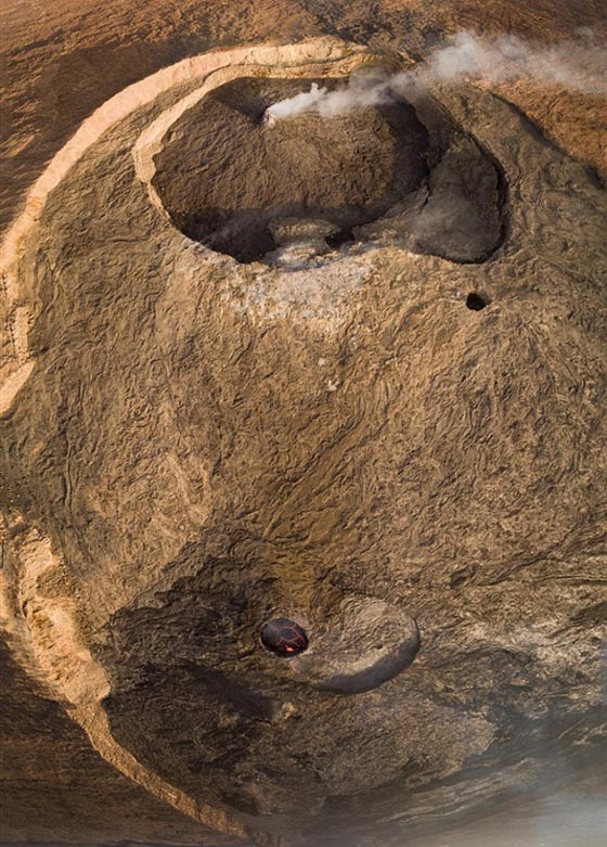 مصور برتغالي يلتقط مجموعة صور لبوّابة الجحيم في اثيوبيا! صورة رقم 11 مصور برتغالي يلتقط مجموعة صور لبوّابة الجحيم في اثيوبيا! صورة رقم 11