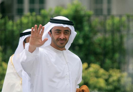 الوزير بن زايد يستجيب لاستغاثة رجل زوجته مريضة ويرسل لها طائرة صورة رقم 2 الوزير بن زايد يستجيب لاستغاثة رجل زوجته مريضة ويرسل لها طائرة صورة رقم 2