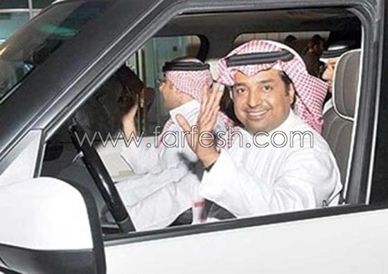 صور النجوم العرب مع سياراتهم: ماذا يمتلك كل منهم؟ صورة رقم 2