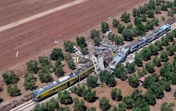 كارثة في ايطاليا: مقتل  20 شخصا في حادث اصطدام مروع بين قطارين  صورة رقم 6