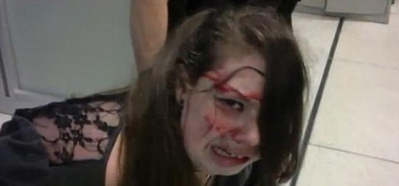 امن مطار امريكي يشن هجوما كاسحا على شابة صماء بكماء!! صورة رقم 2 امن مطار امريكي يشن هجوما كاسحا على شابة صماء بكماء!! صورة رقم 2