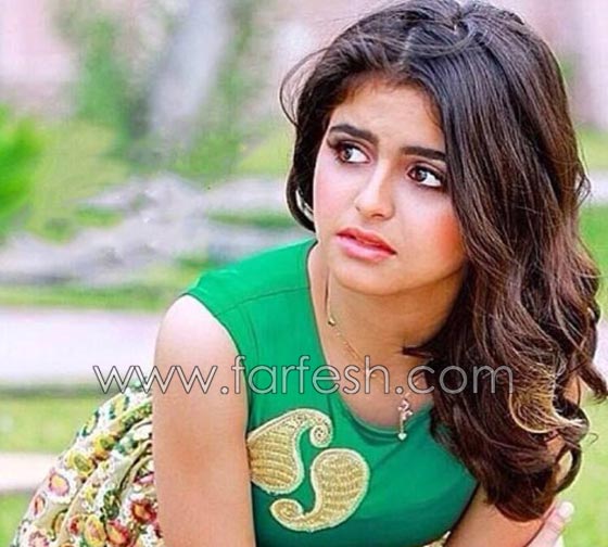  صور حلا الترك بمكياج صارخ تصدم جمهورها والبعض يتهم دنيا بطمة صورة رقم 9
