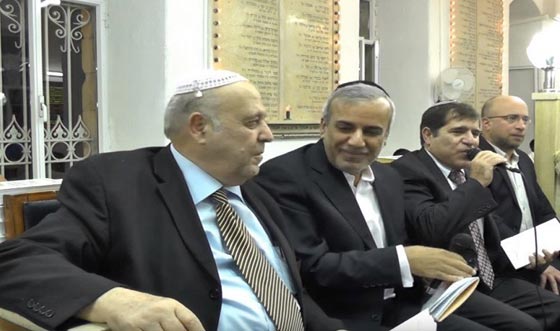 فيديو يهود يُصلون على انغام اغنية للعندليب العربي الاسمر صورة رقم 1