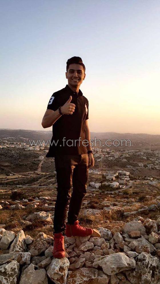صور محمد عساف نجم عرب ايدول في متحف محمود درويش  صورة رقم 3