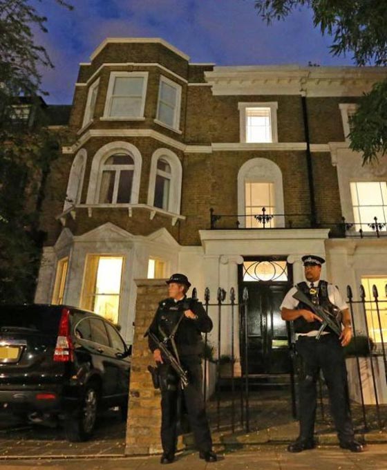 ما الذي يزعج جيران الرئيس كاميرون بانتقاله الى منزله الجديد؟ صورة رقم 9 ما الذي يزعج جيران الرئيس كاميرون بانتقاله الى منزله الجديد؟ صورة رقم 9