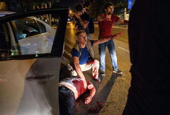 اردوغان: 10 دقائق كانت تفصل بيني وبين الموت او الاعتقال صورة رقم 17