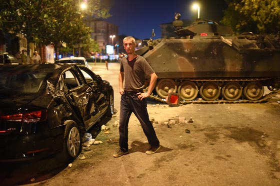 اردوغان: 10 دقائق كانت تفصل بيني وبين الموت او الاعتقال صورة رقم 3