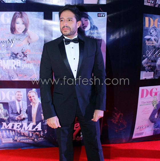 محمد حماقى يفاجئ احدى معجباته ويحقق حلمها بحضور حفل زفافها صورة رقم 8