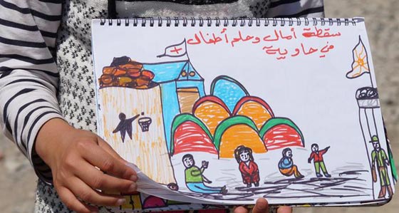 صور طفلة سورية جسدت معاناة بلادها بالرسم صورة رقم 4 صور طفلة سورية جسدت معاناة بلادها بالرسم صورة رقم 4