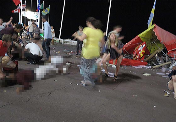 فيديو مروع للحظة تنفيذ هجوم نيس من زاوية لم تشاهدها من قبل صورة رقم 4