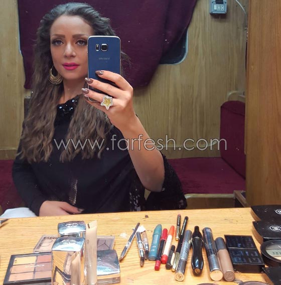 صورة ريم البارودي تستجم بالمايوه على الشاطئ بعد ازمة نسب صورة رقم 10