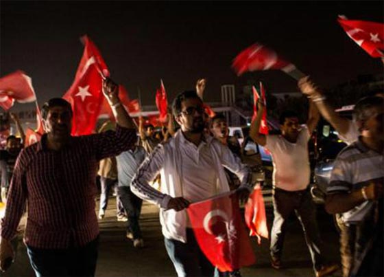 انقرة: محاولة الانقلاب كلفت خزينة الدولة 100 مليار دولار صورة رقم 5 انقرة: محاولة الانقلاب كلفت خزينة الدولة 100 مليار دولار صورة رقم 5