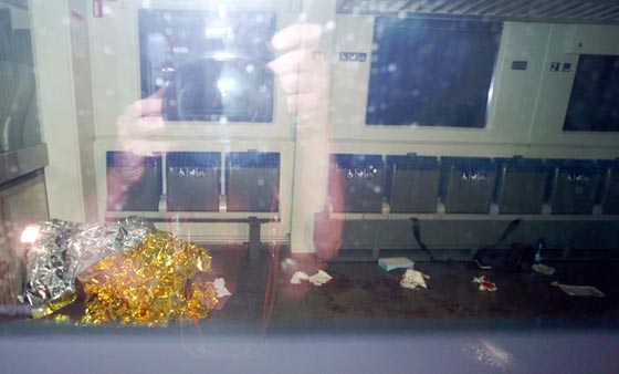 لاجئ افغاني يهاجم ركاب قطار بالمانيا بفأس وسكين والشرطة تقتله صورة رقم 2